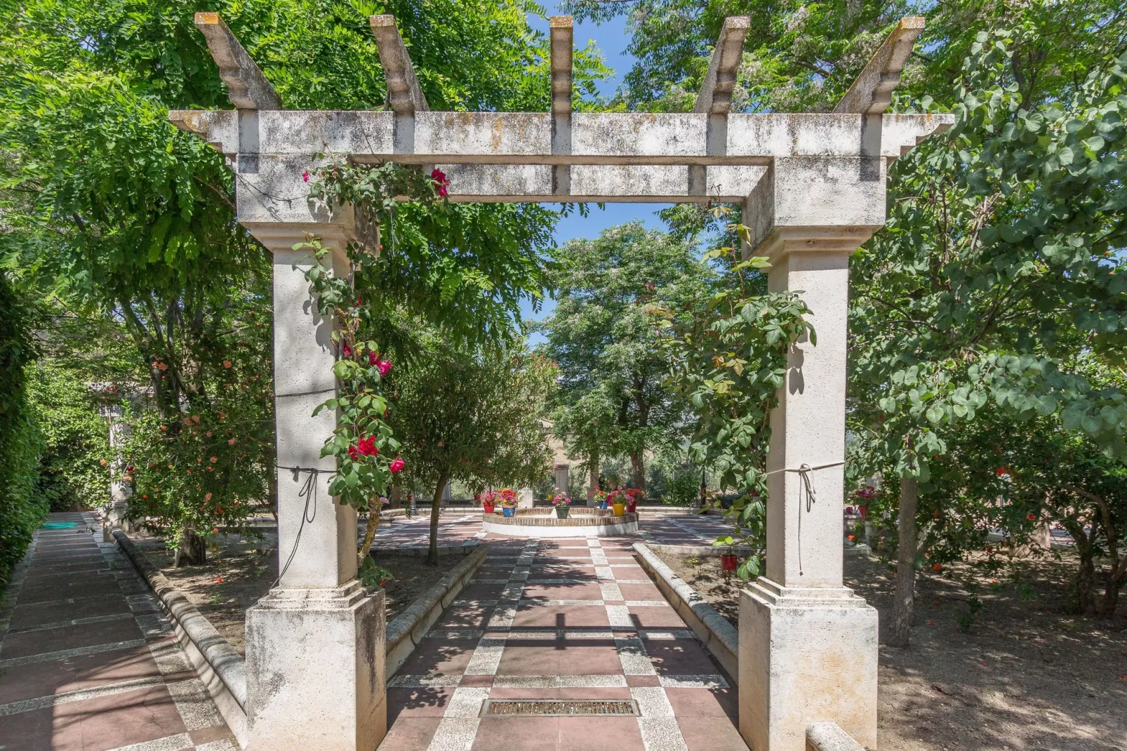 Cortijo La Mimbre-Gardens summer