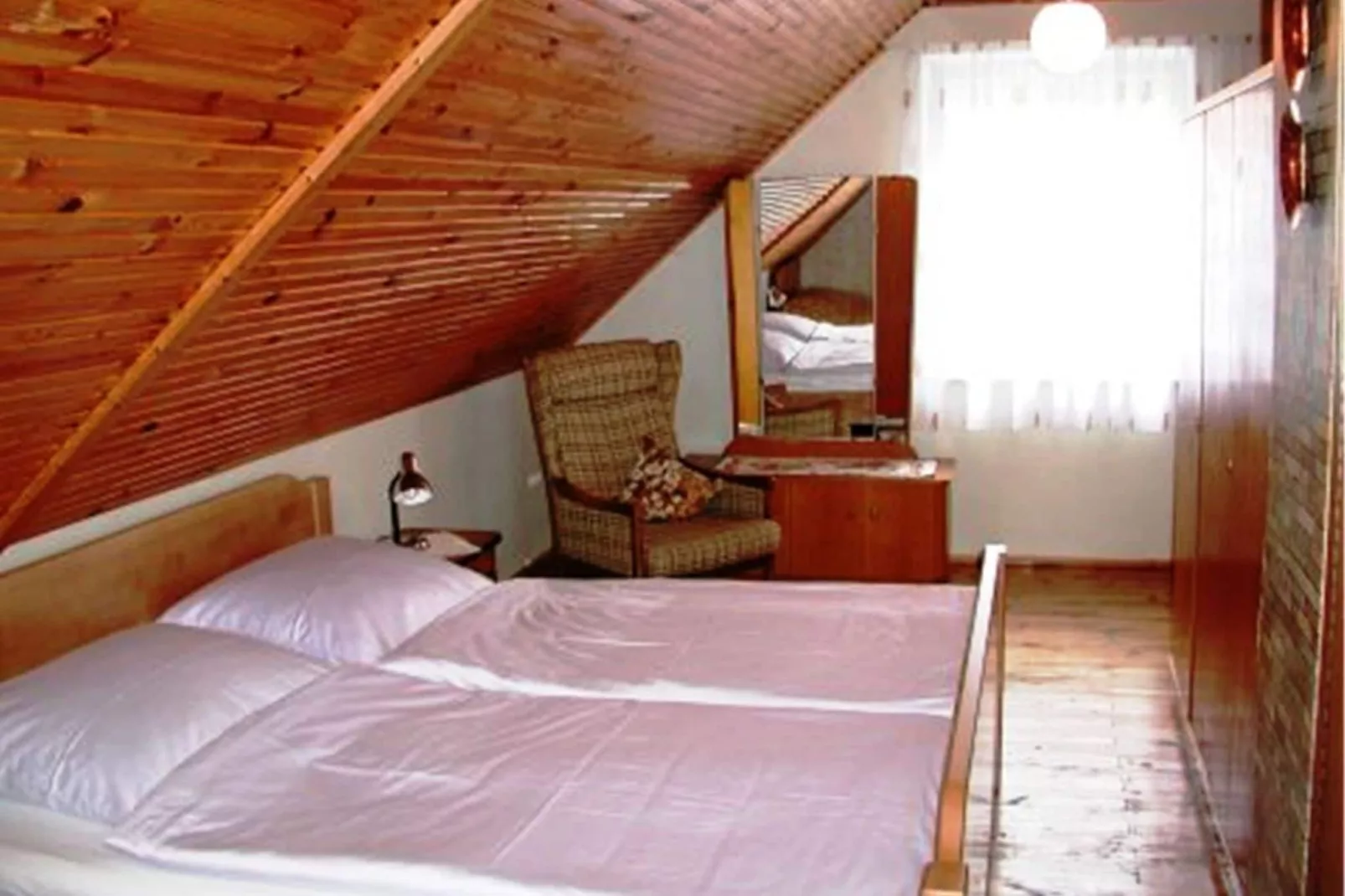 Morgensonne-Bedroom