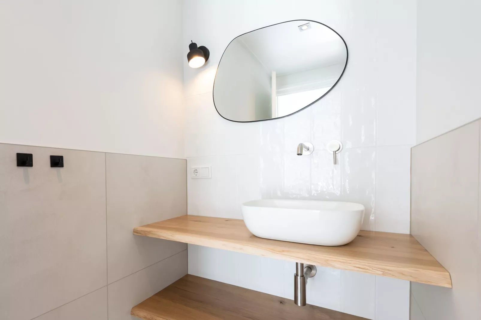Slow living Guest House Oostkapelle-Badezimmer