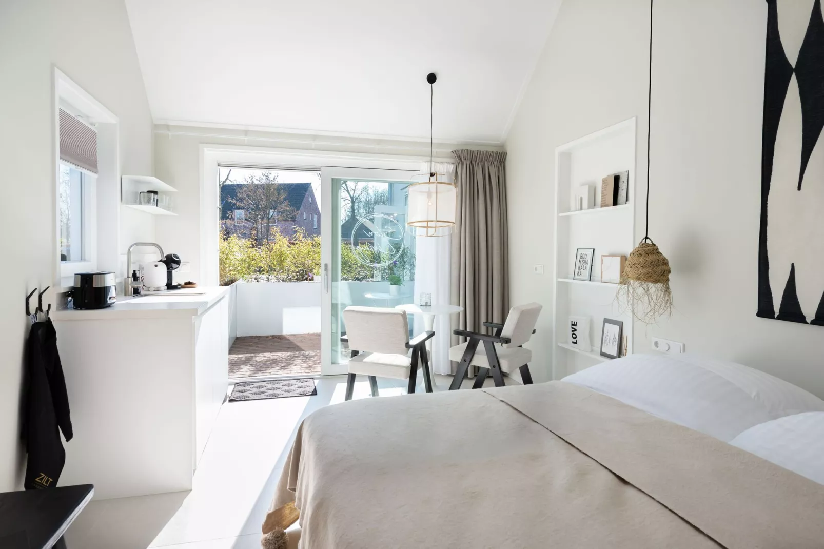 Slow living Suite 1 Oostkapelle-Bedroom