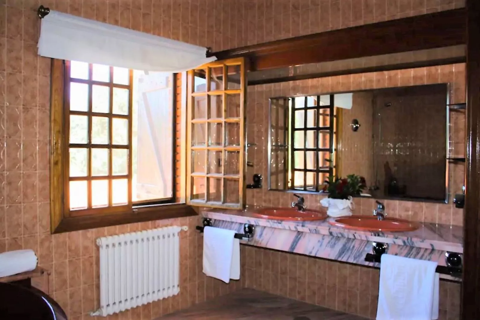 Hacienda Lugar de Sinde-Bathroom