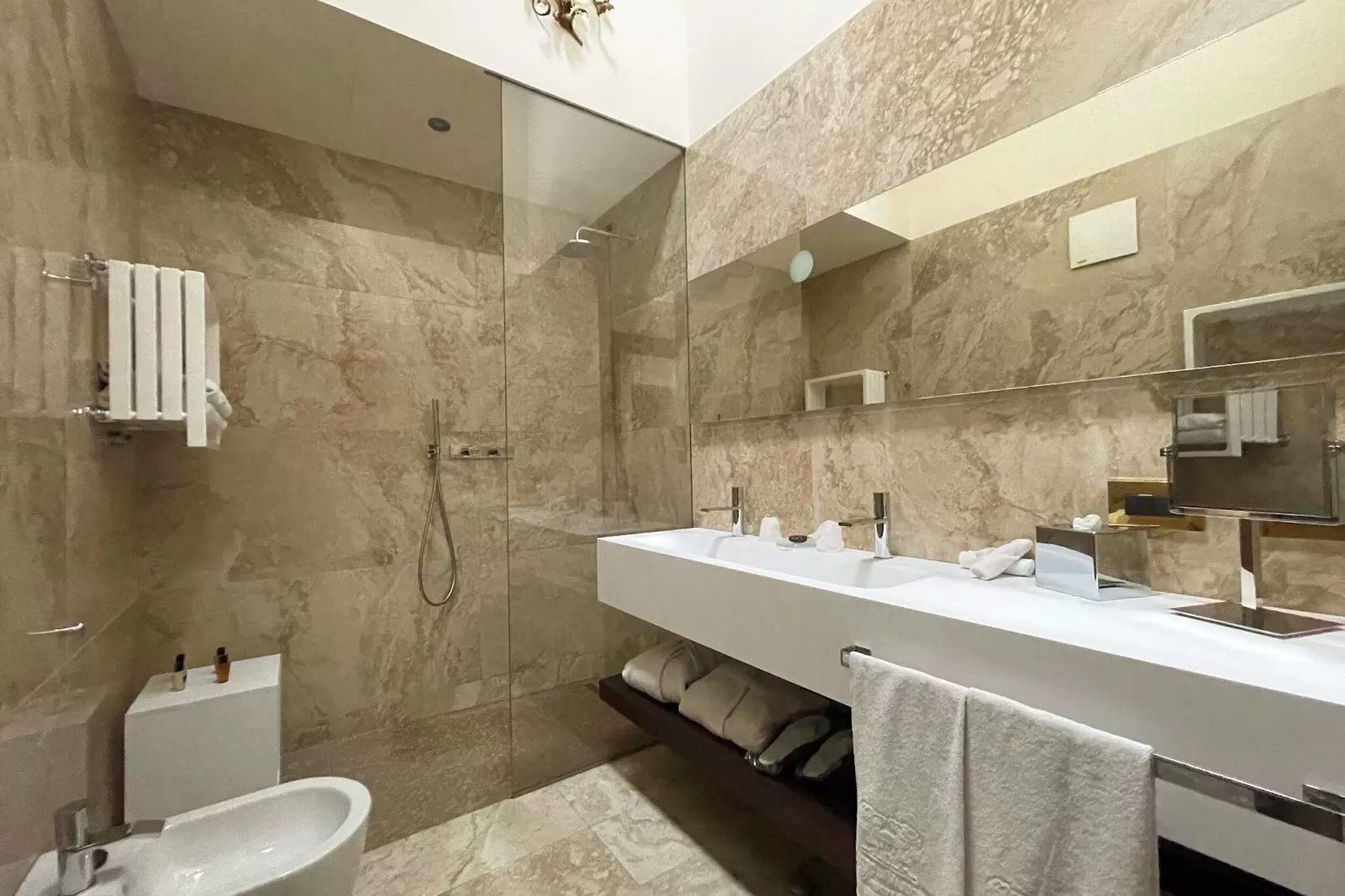 Rio Rosso-Bathroom