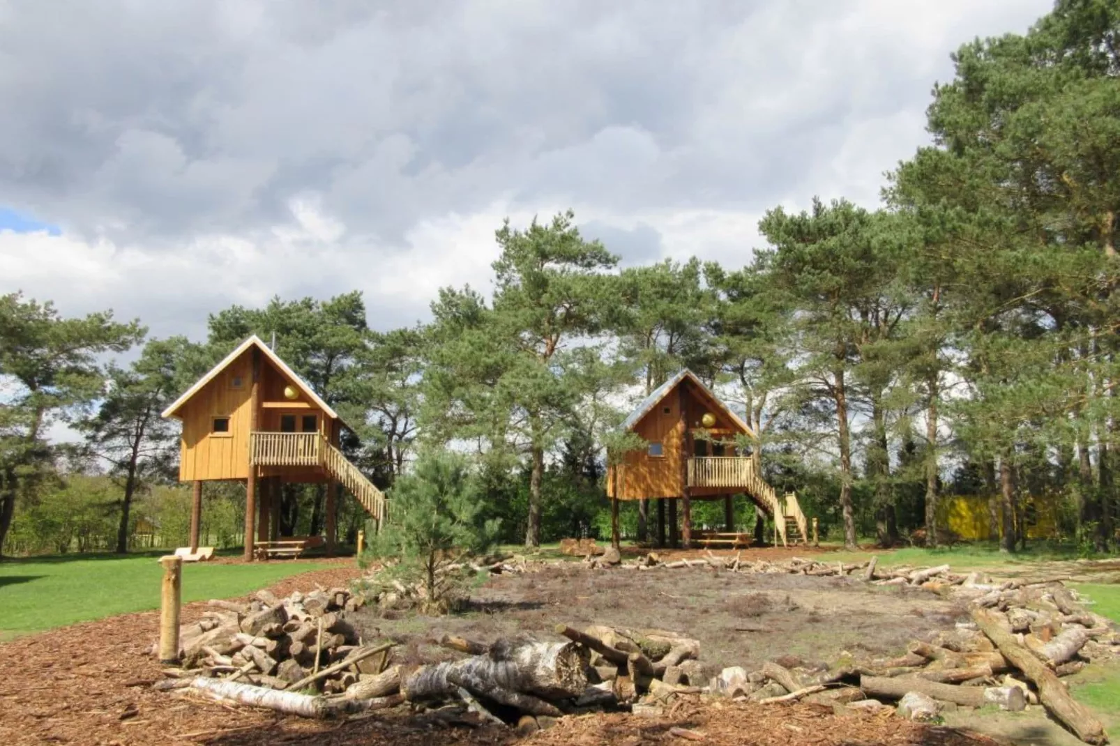 Resort De Wije Werelt 2-Areas summer 1km