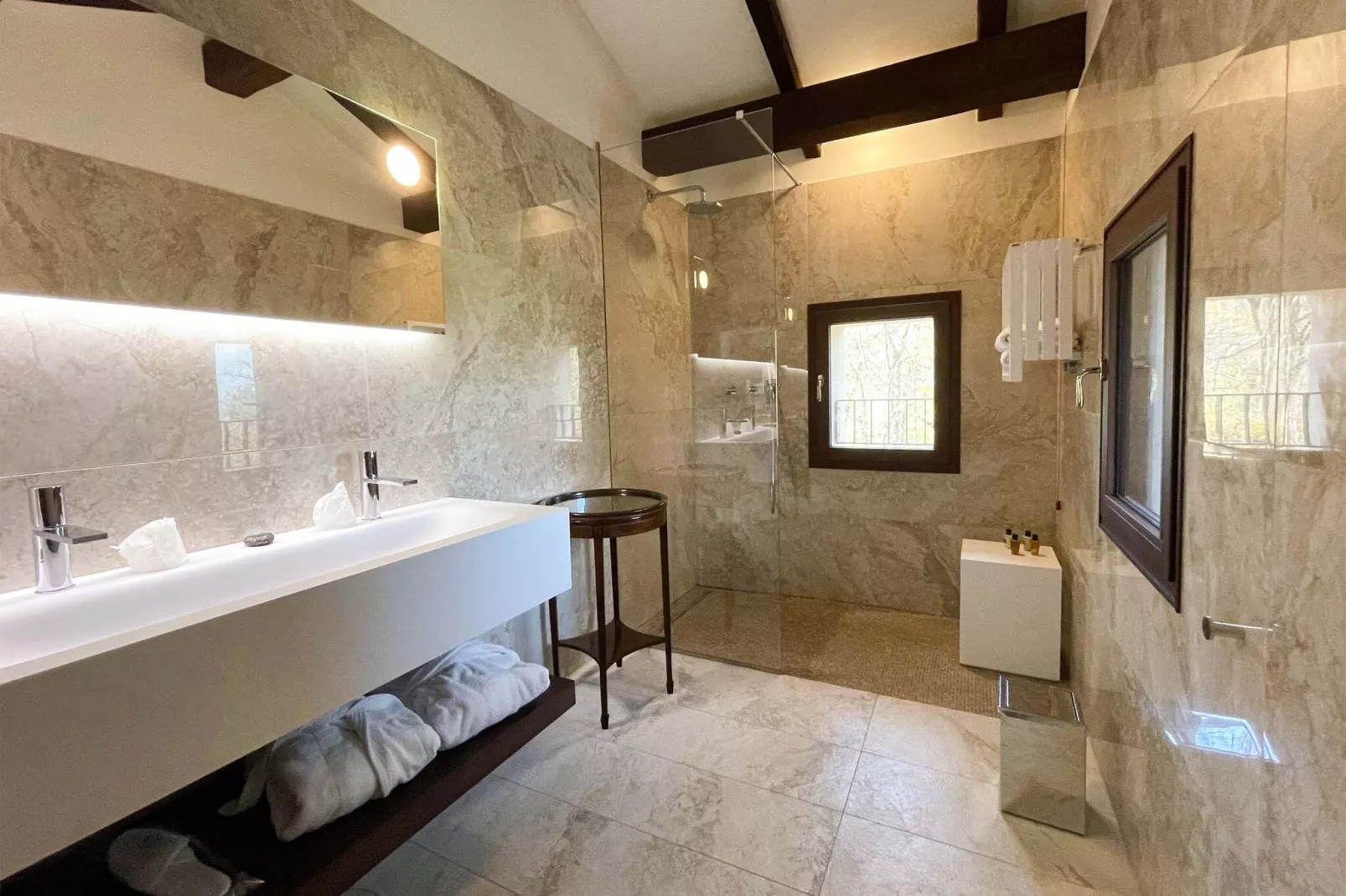Rio Rosso-Bathroom