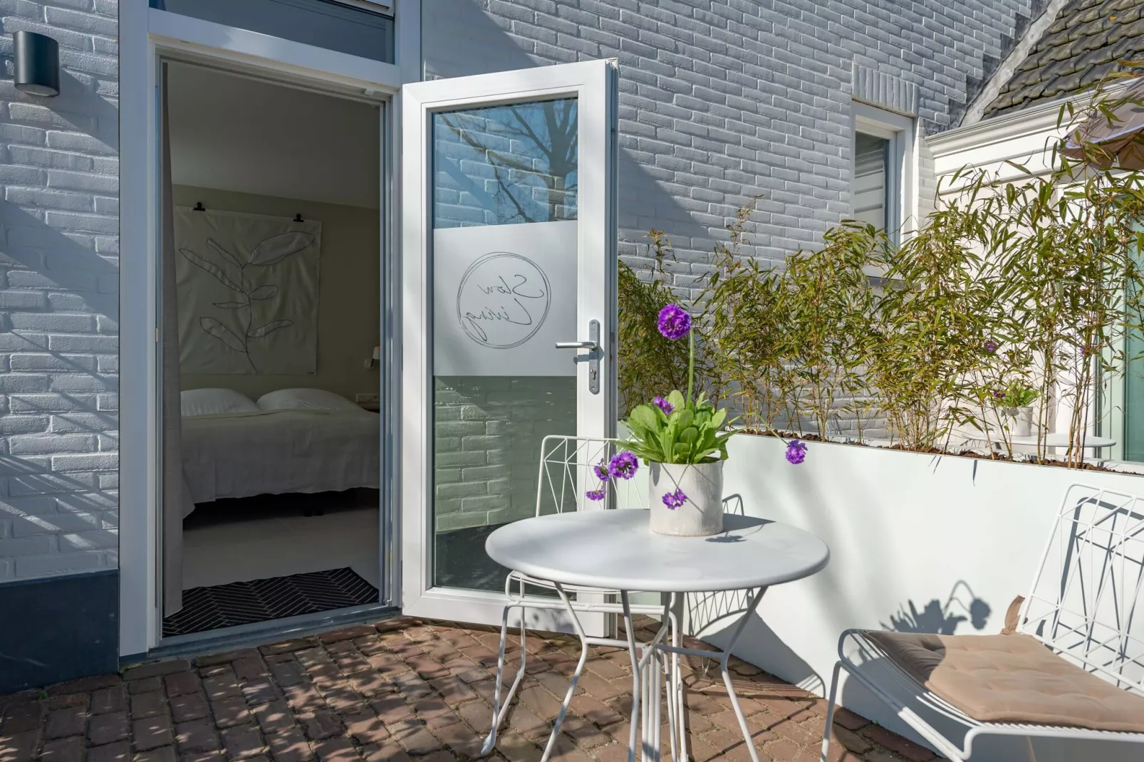 Slow living Suite 2 Oostkapelle-Terrassenbalkon