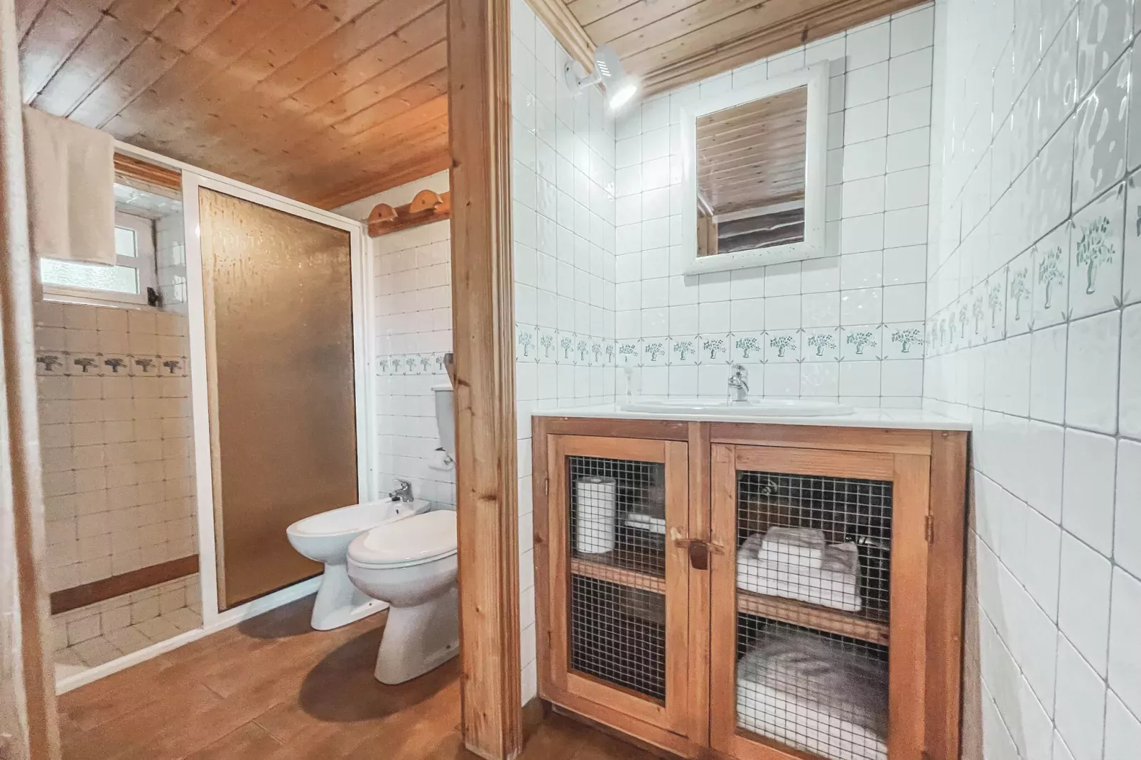 Ferienhäuser Adegas do Pico in Prainha / Adega T1 35-40m2-Bathroom