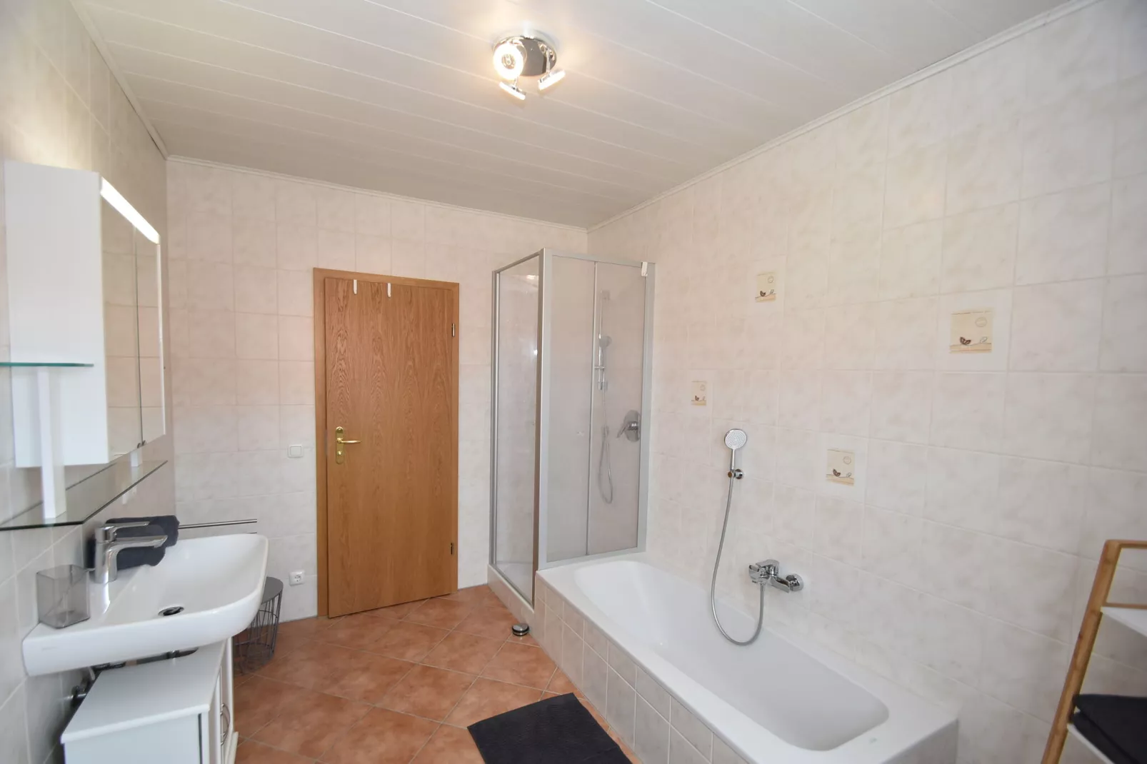 Schloßbergblick-Bathroom