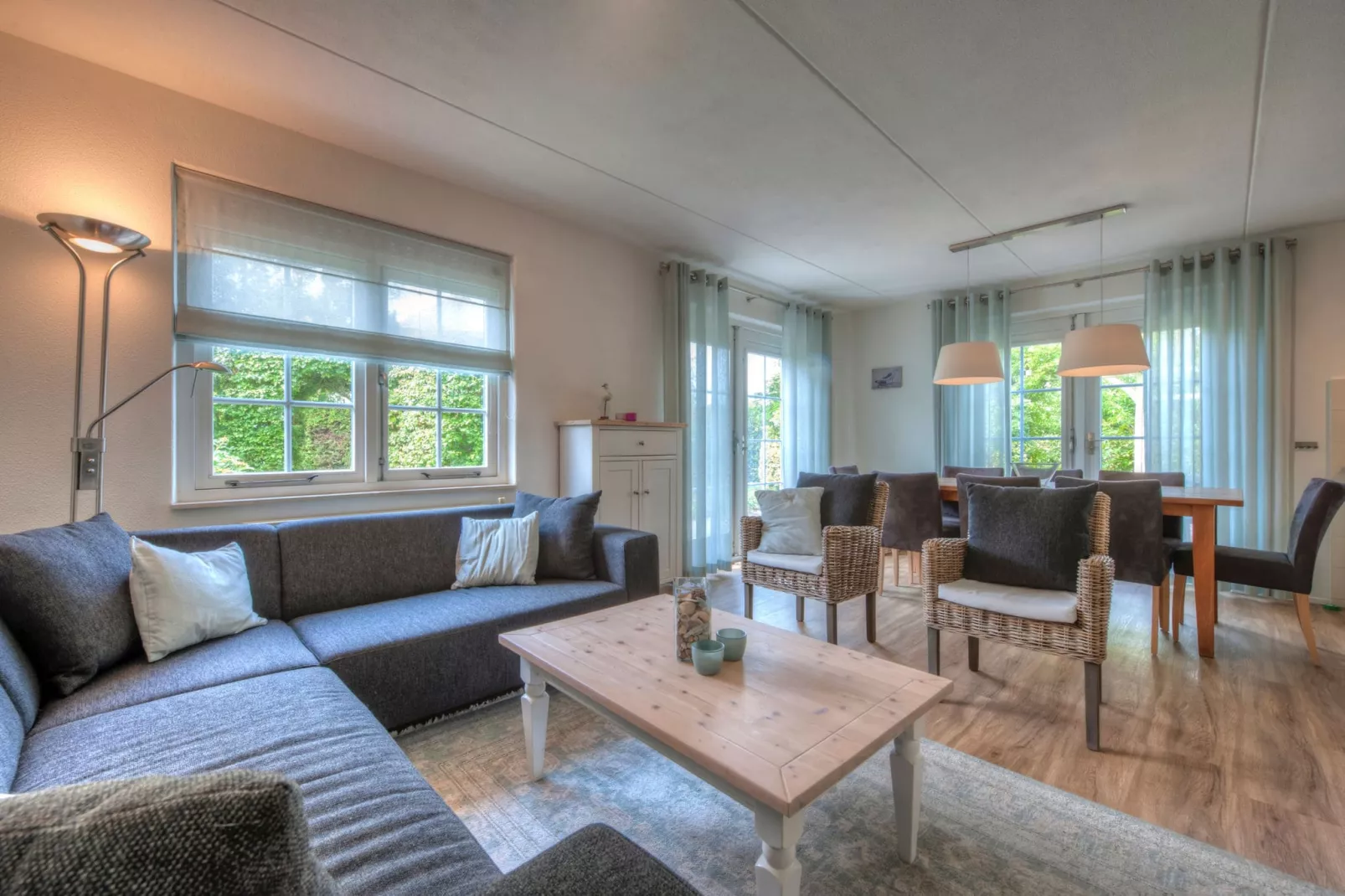 Buitenhof Domburg 12-Living room