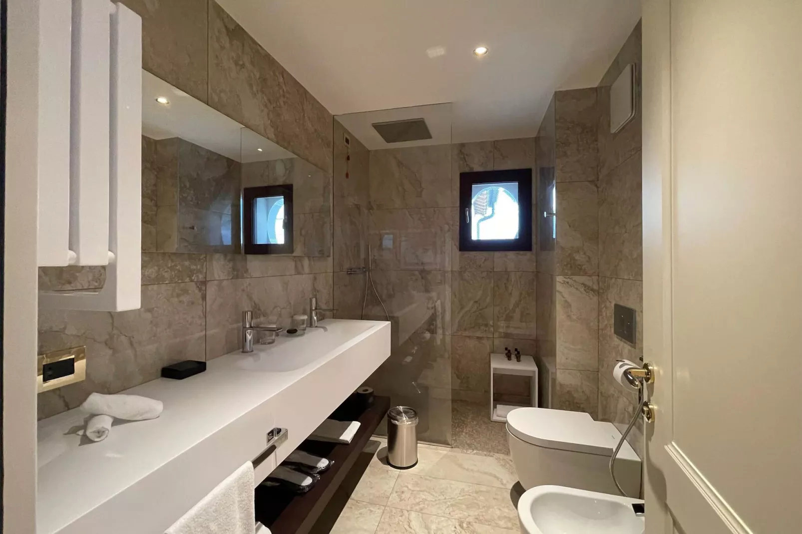 Colombara-Bathroom