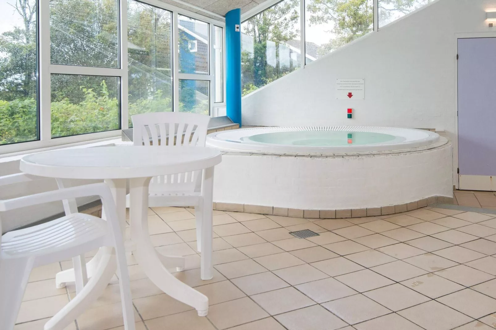 3 room,2 levels,dishwasher.,Premium-Wellnessbereich