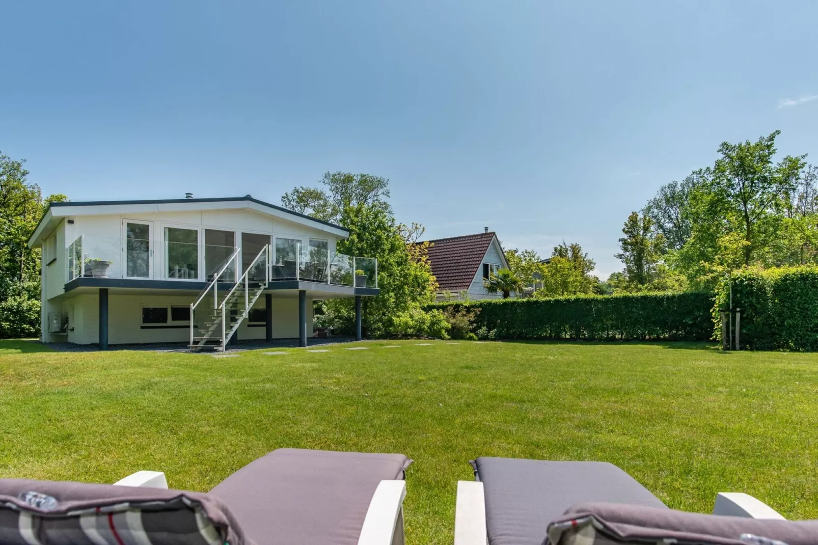 Waterhoenlaan 8-Gardens summer