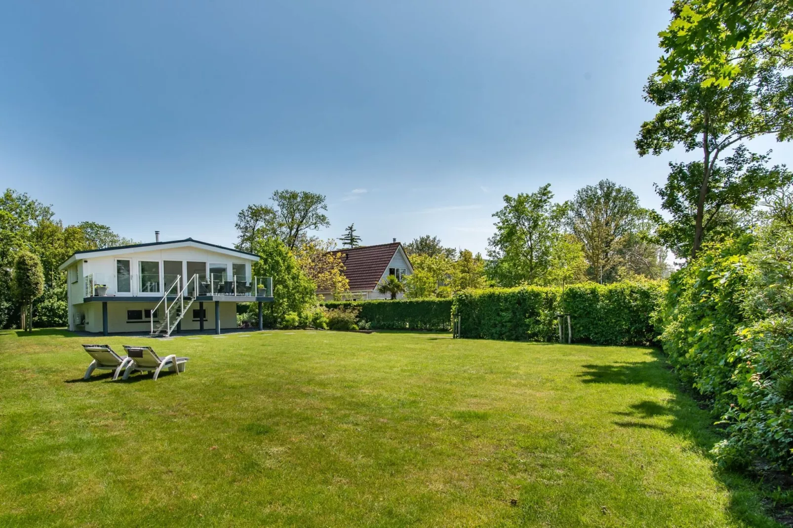 Waterhoenlaan 8-Gardens summer