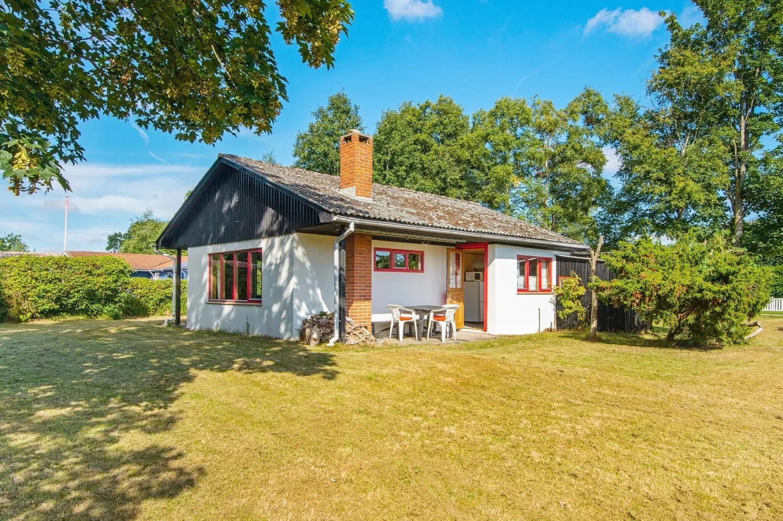 4 person holiday home in Grenaa-By Traum