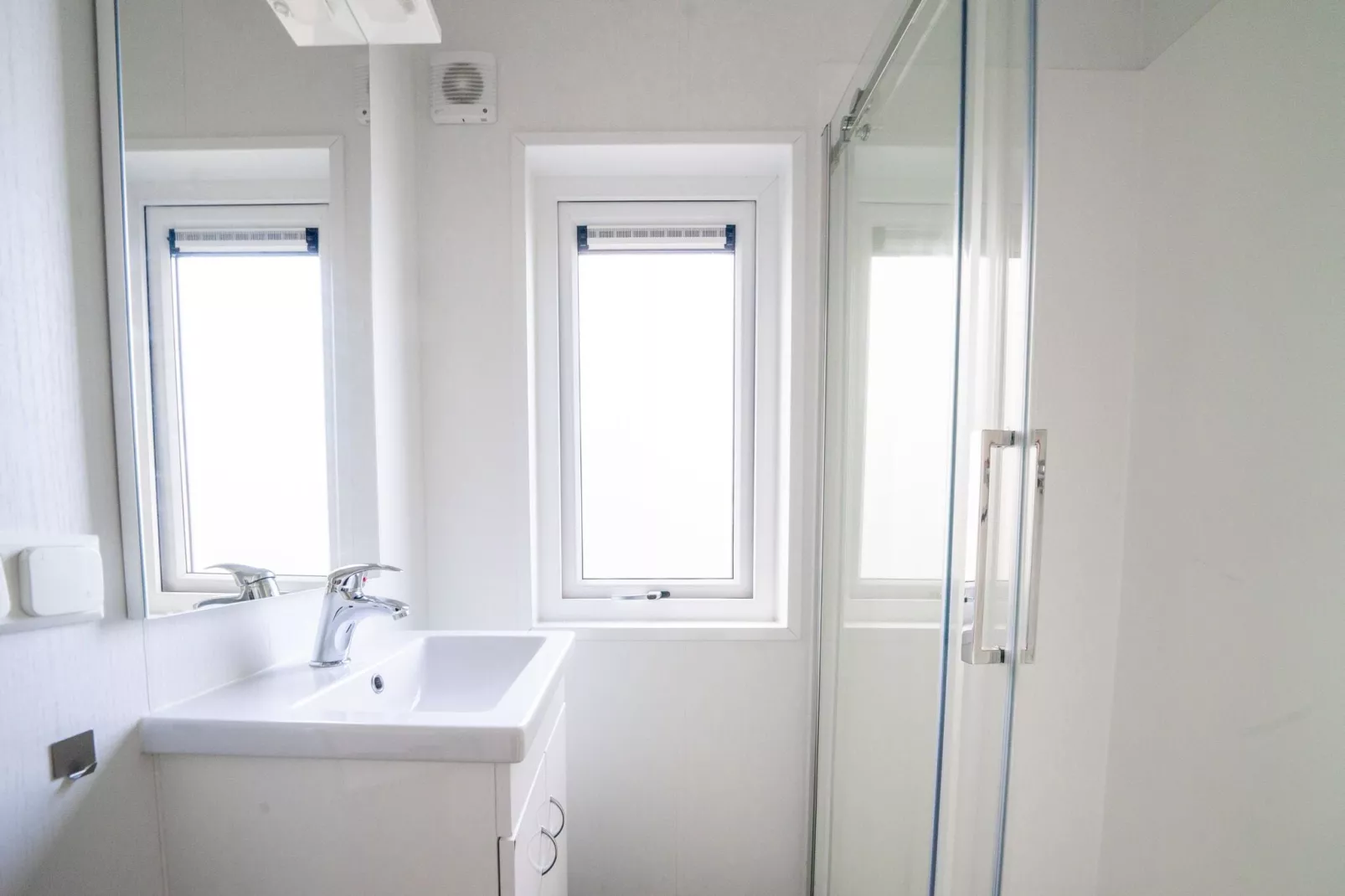 Resort De Wije Werelt 4-Bathroom