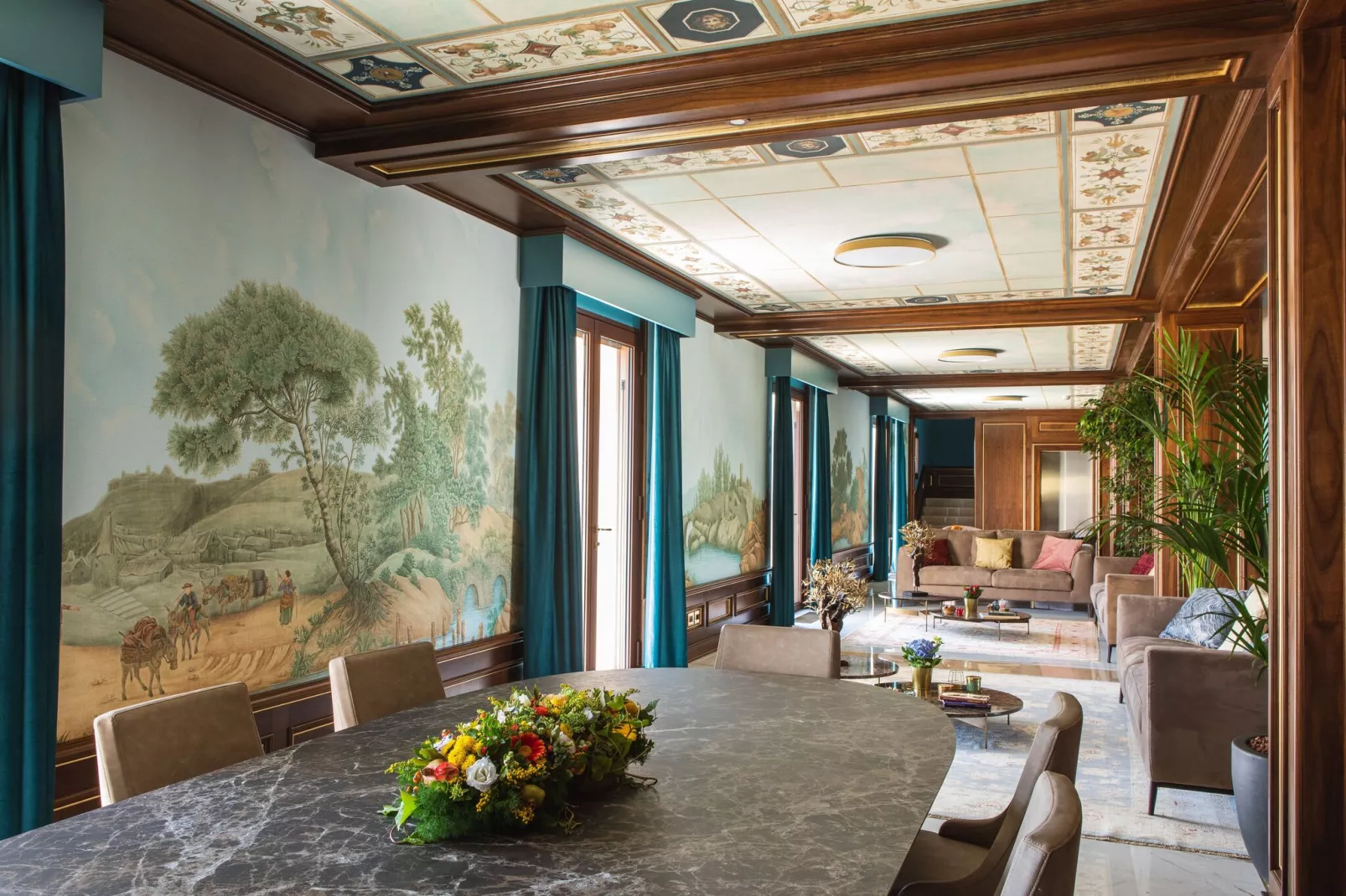 Tamburina-Dining room