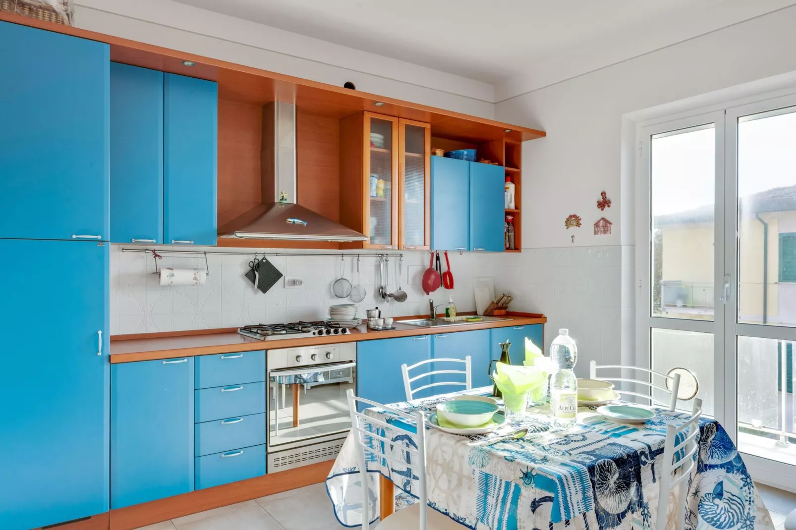 La Scogliera-Kitchen