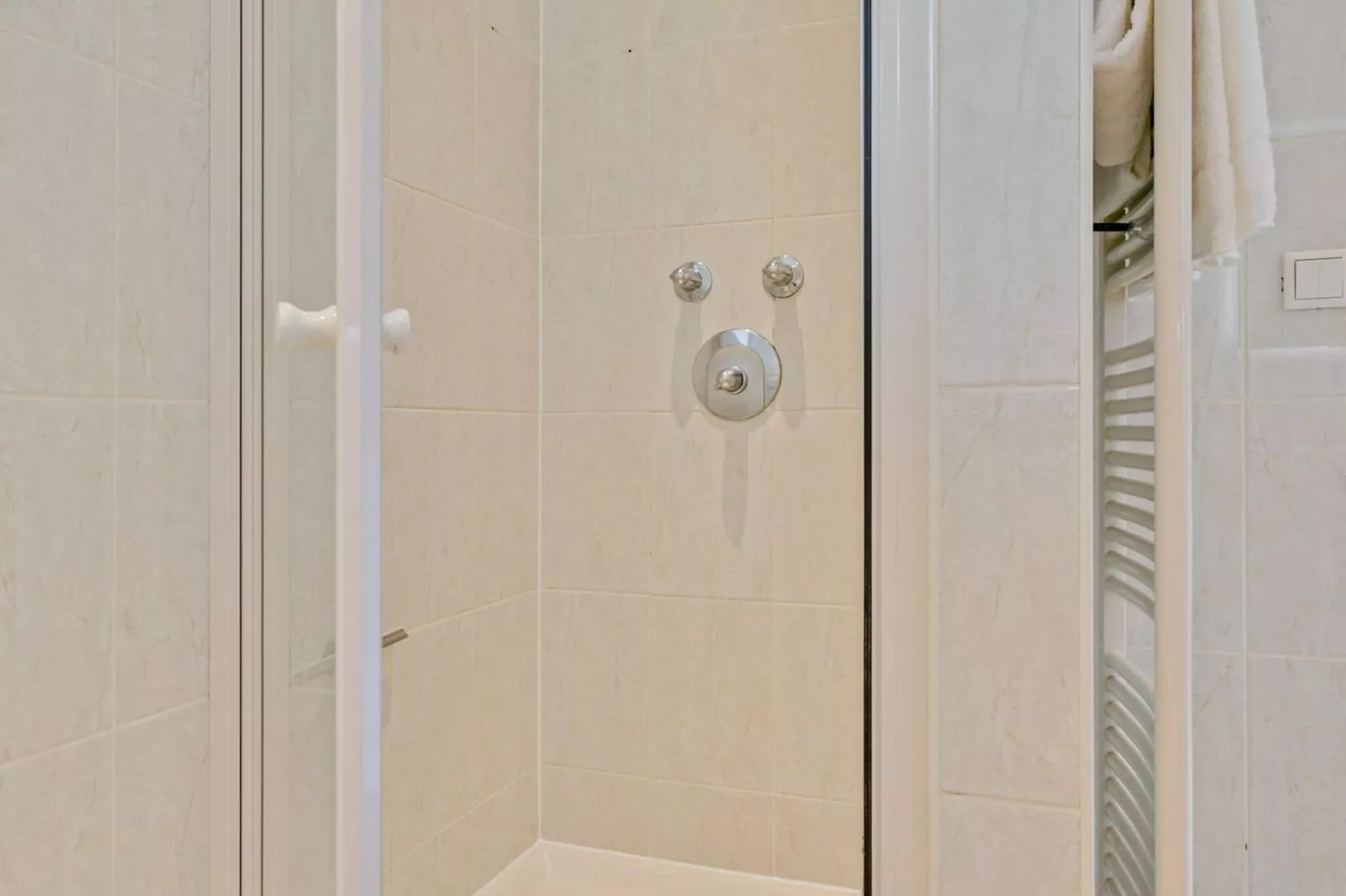 Iepenlaan 14-Bathroom