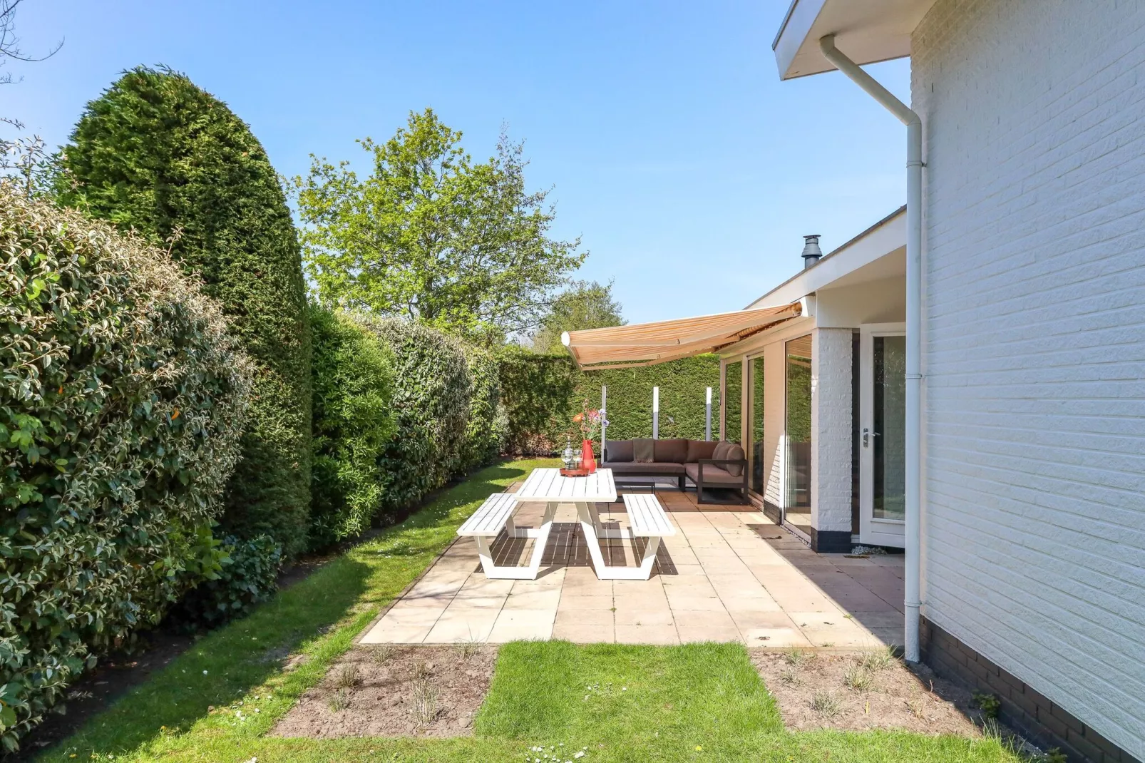 Iepenlaan 14-Gardens summer