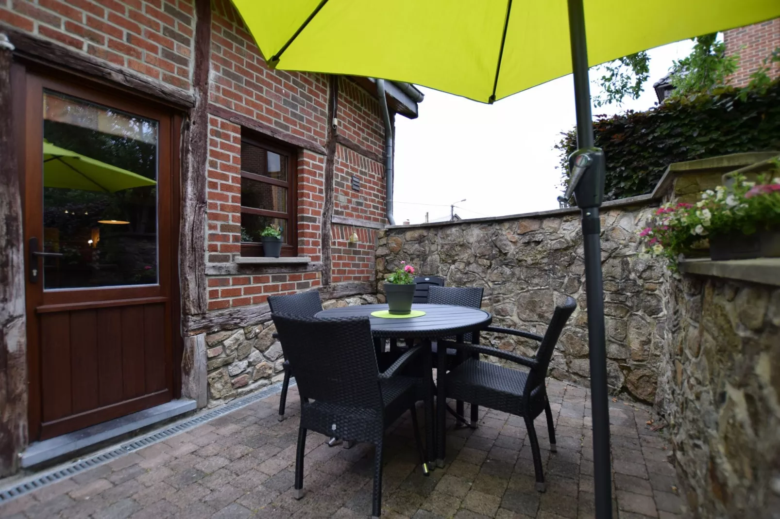 La Grange-Terrace balcony