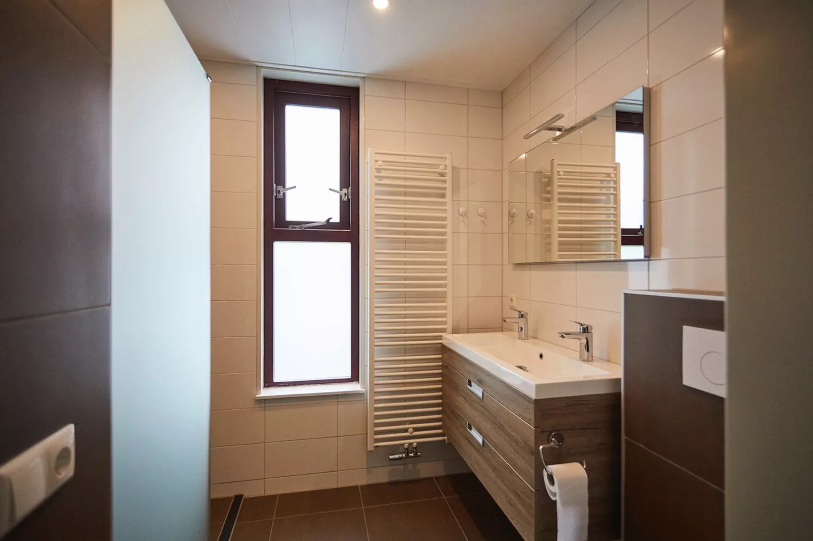 Vakantiepark Hof van Zeeland 5-Badezimmer