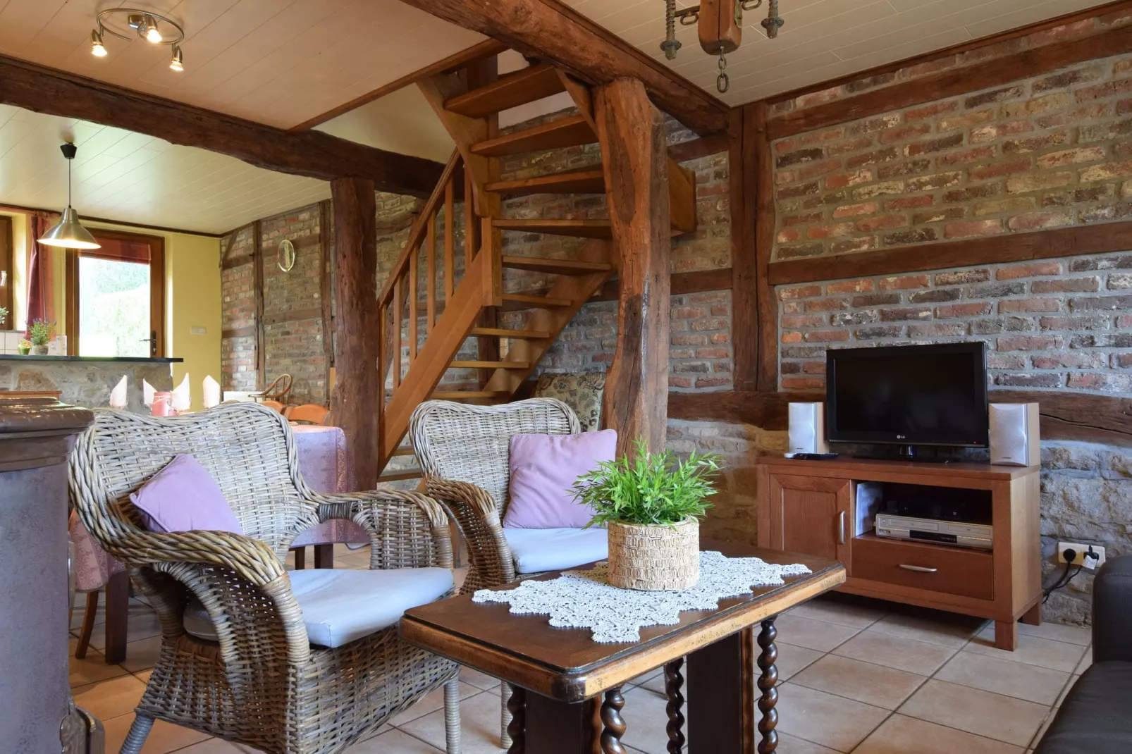 La Grange-Living room