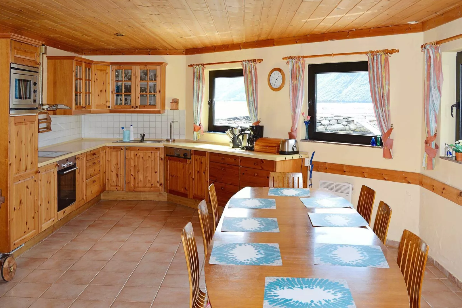STRANDLOVEN ANNEKS-Indoor