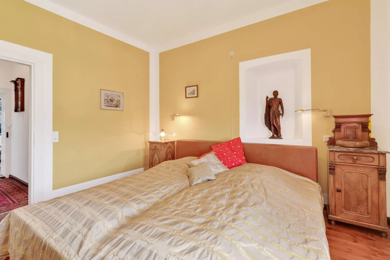 Alter Pfarrhof-Bedroom