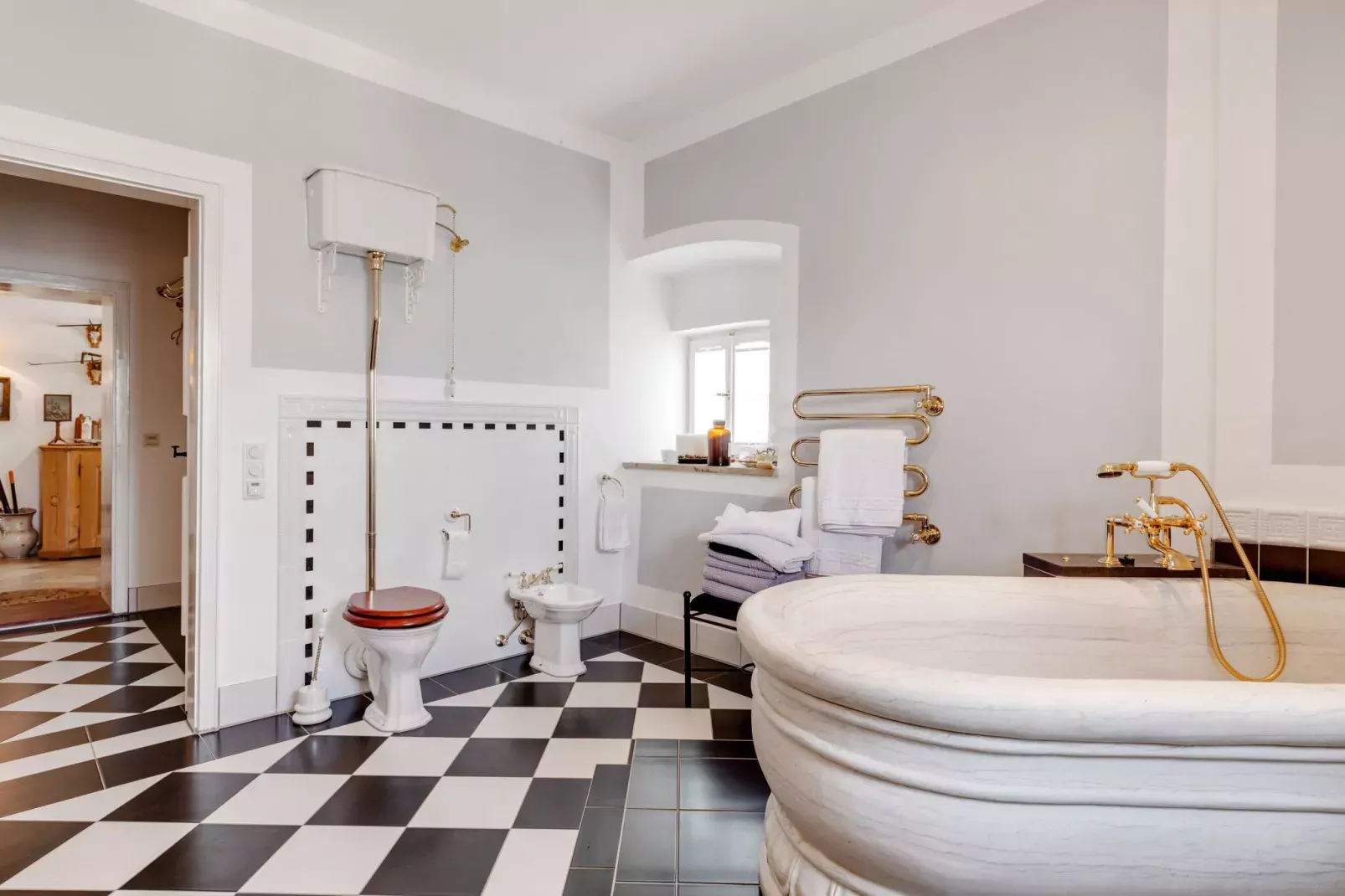 Alter Pfarrhof-Bathroom