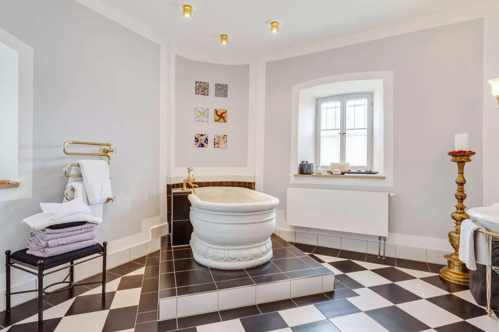 Alter Pfarrhof-Bathroom
