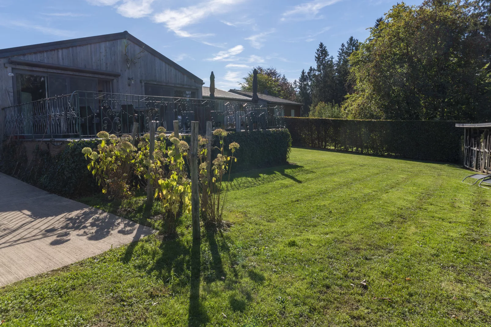 Chalet Bleu-Exterior summer