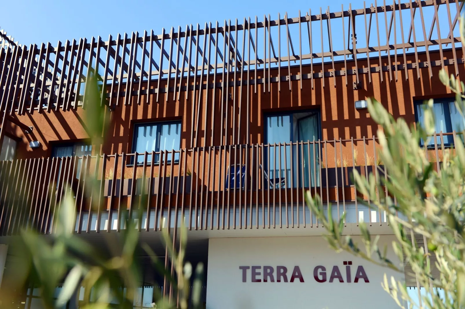 Terra Gaïa 6-Exterior summer