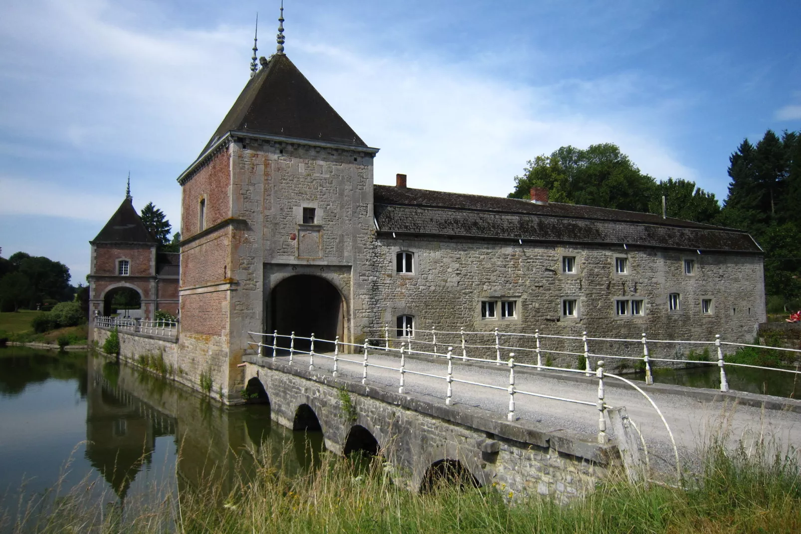 Sur les Douves-Areas summer 1km