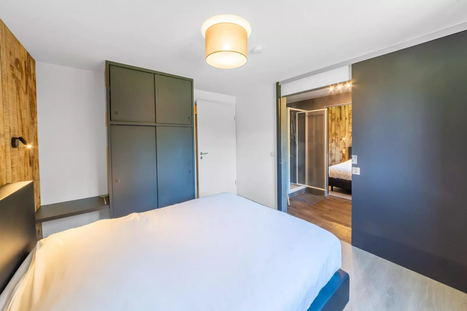 Chalet Bleu-Bedroom