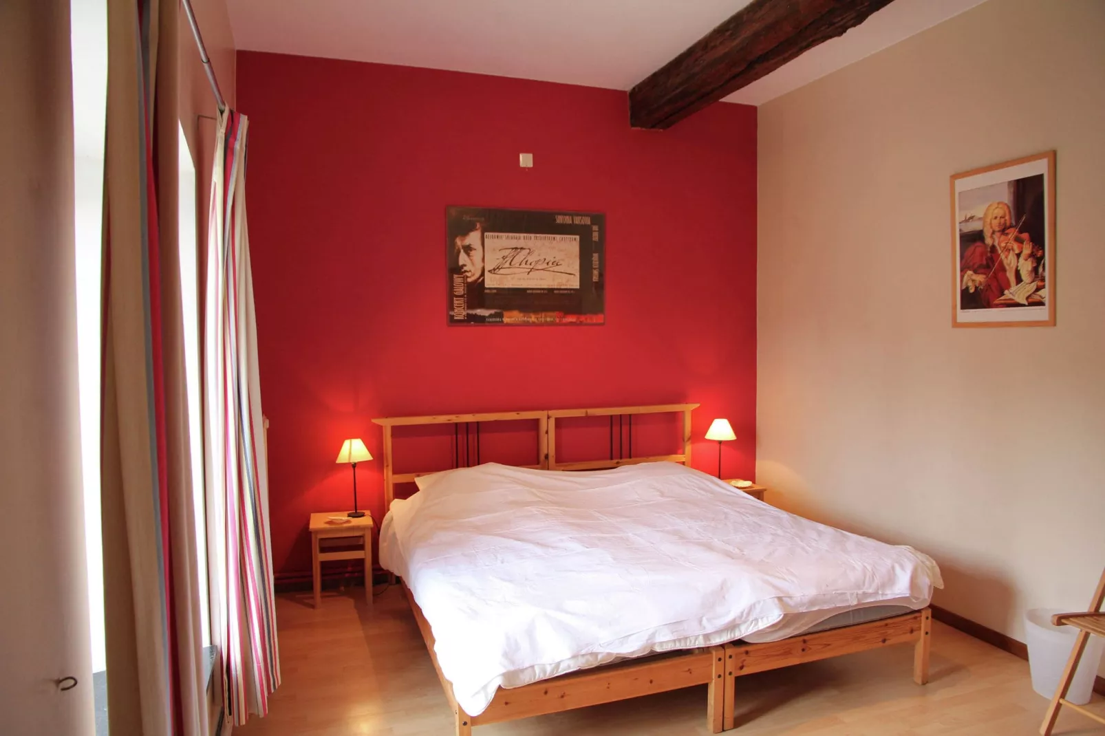 Sur les Douves-Bedroom