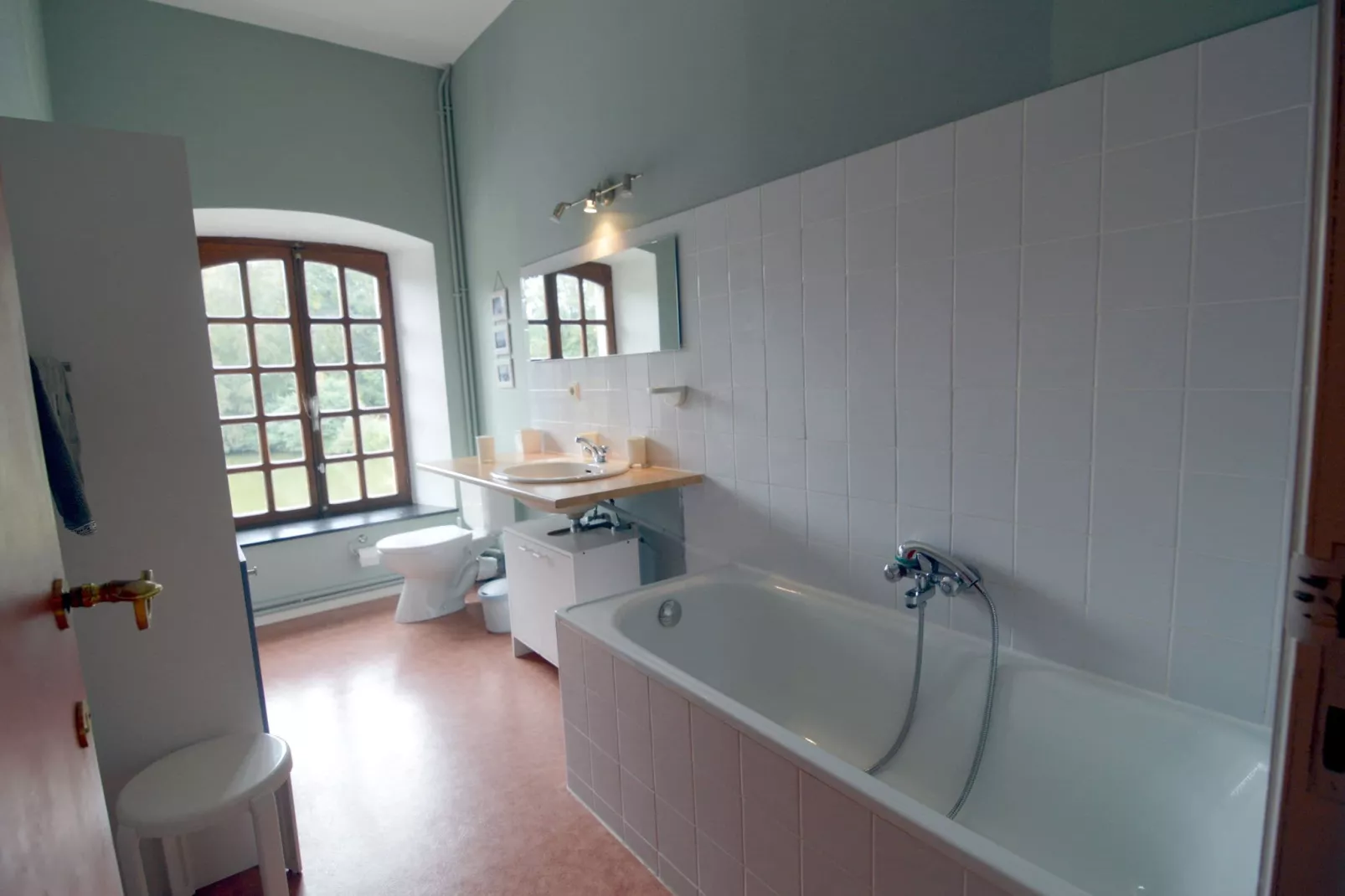 Sur les Douves-Bathroom