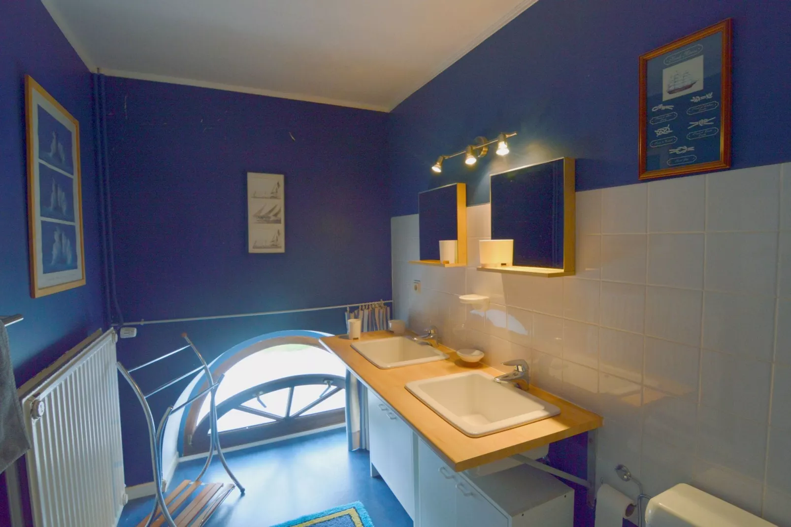 Sur les Douves-Bathroom