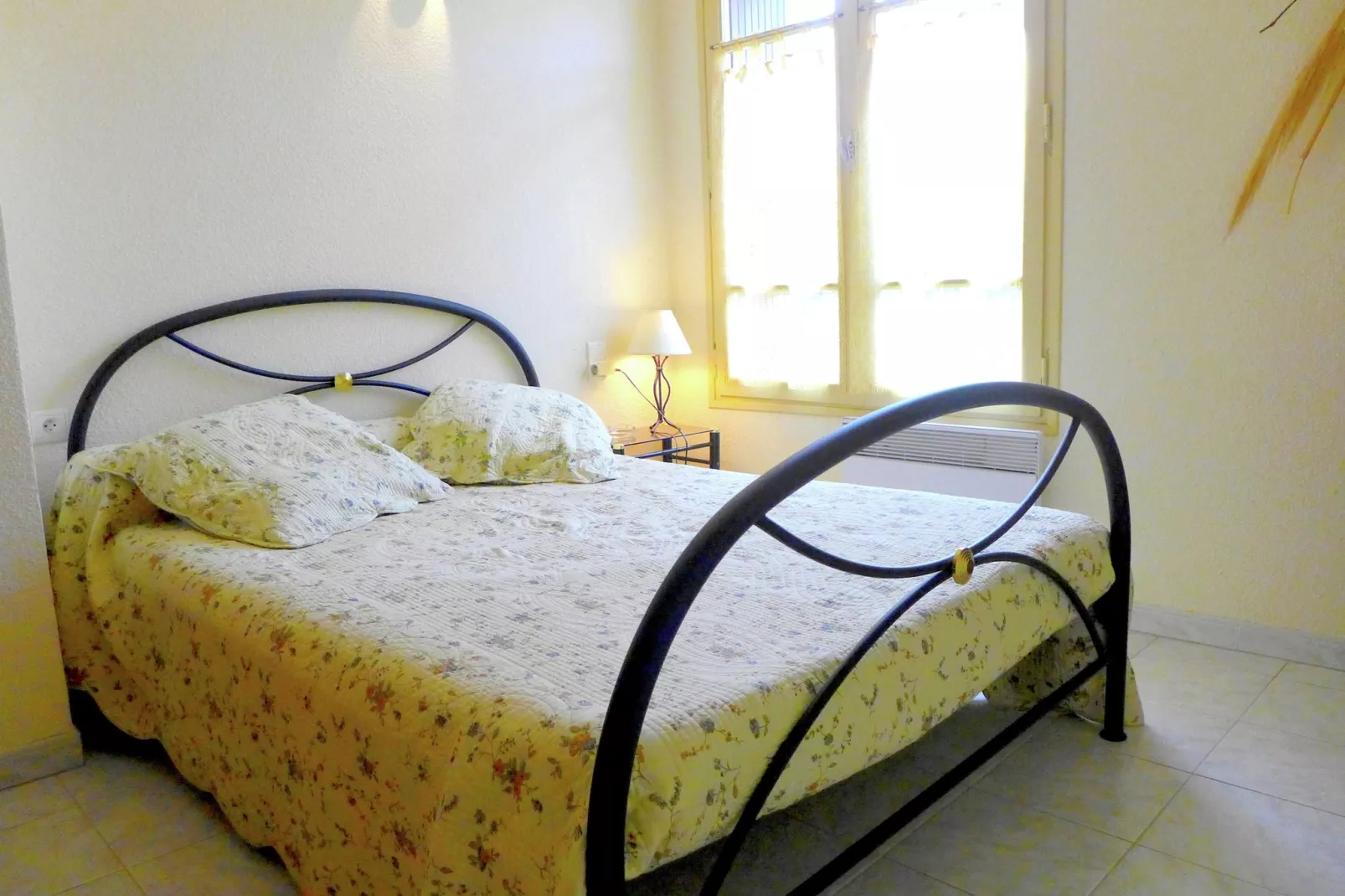VILLA - FELINES MINERVOIS-Bedroom