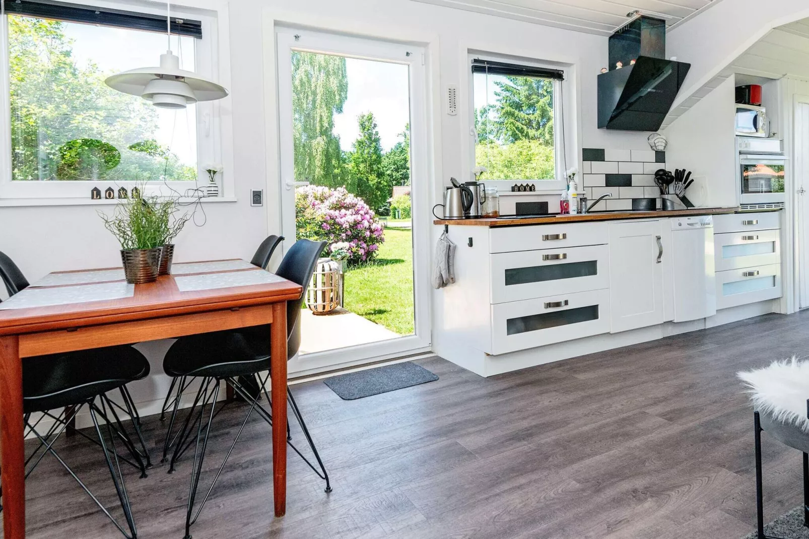 4 person holiday home in Hovborg-By Traum-Indoor
