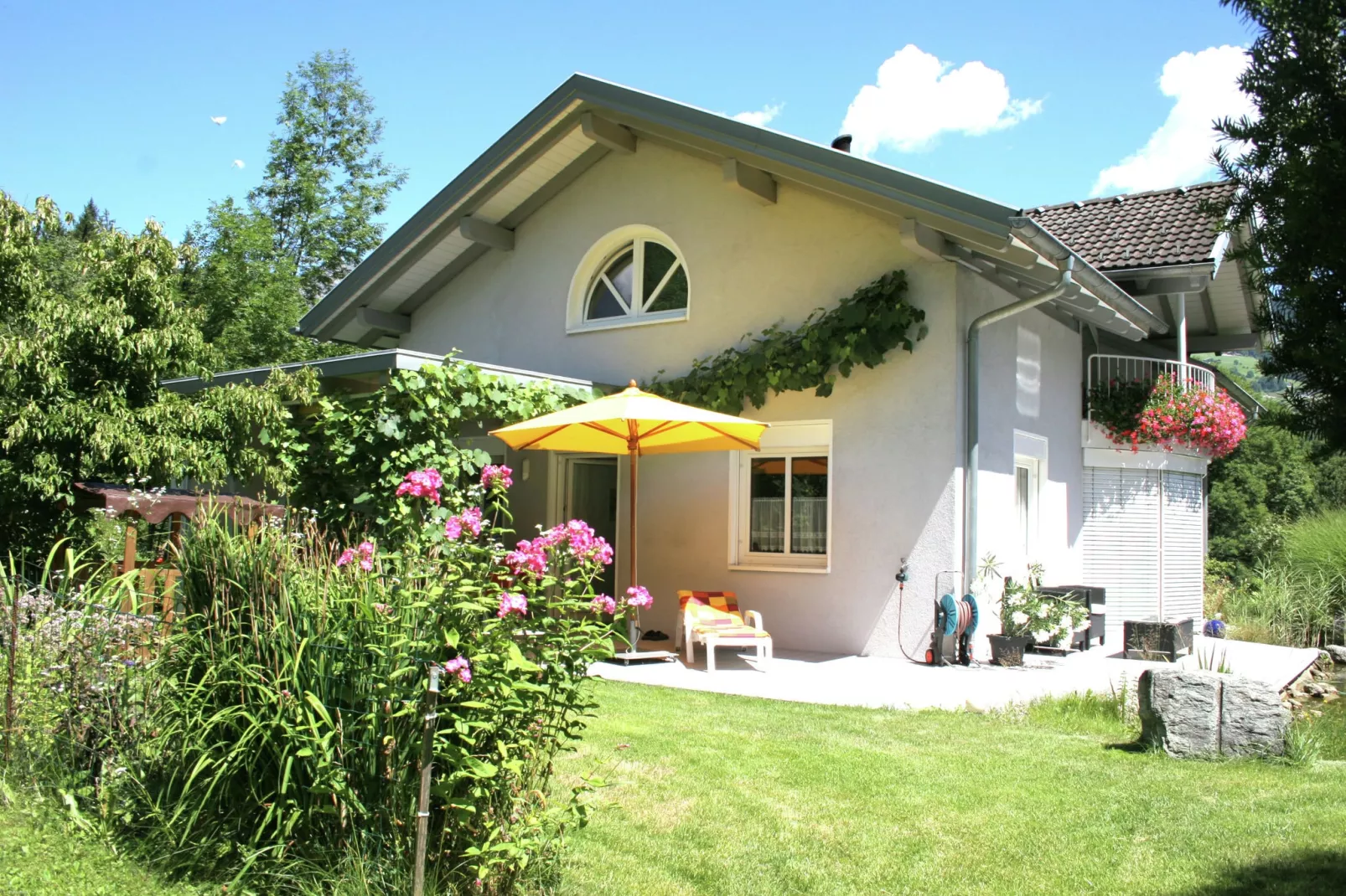 Bianca-Gardens in summer