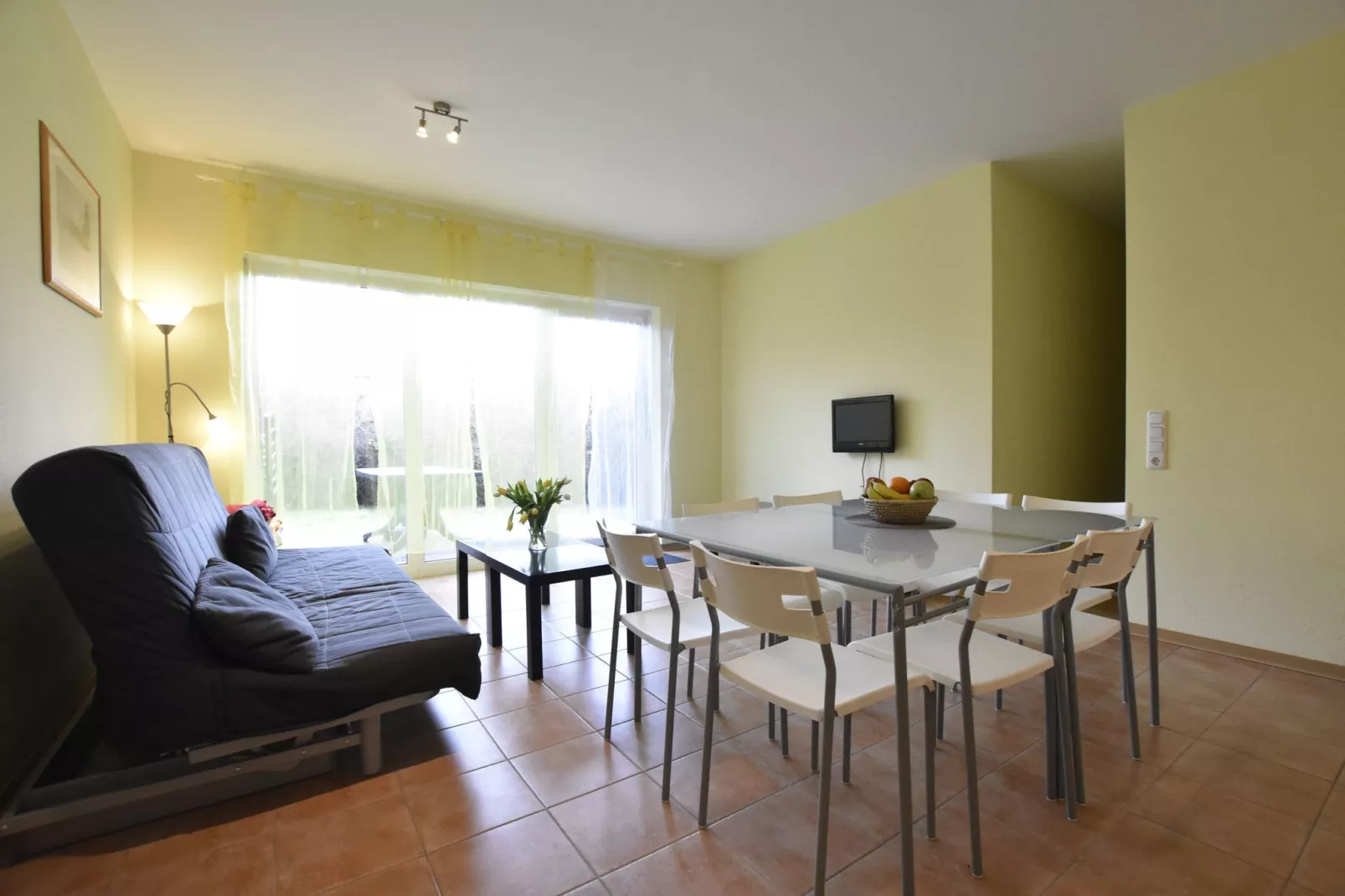 Zierow Z2A-Living room