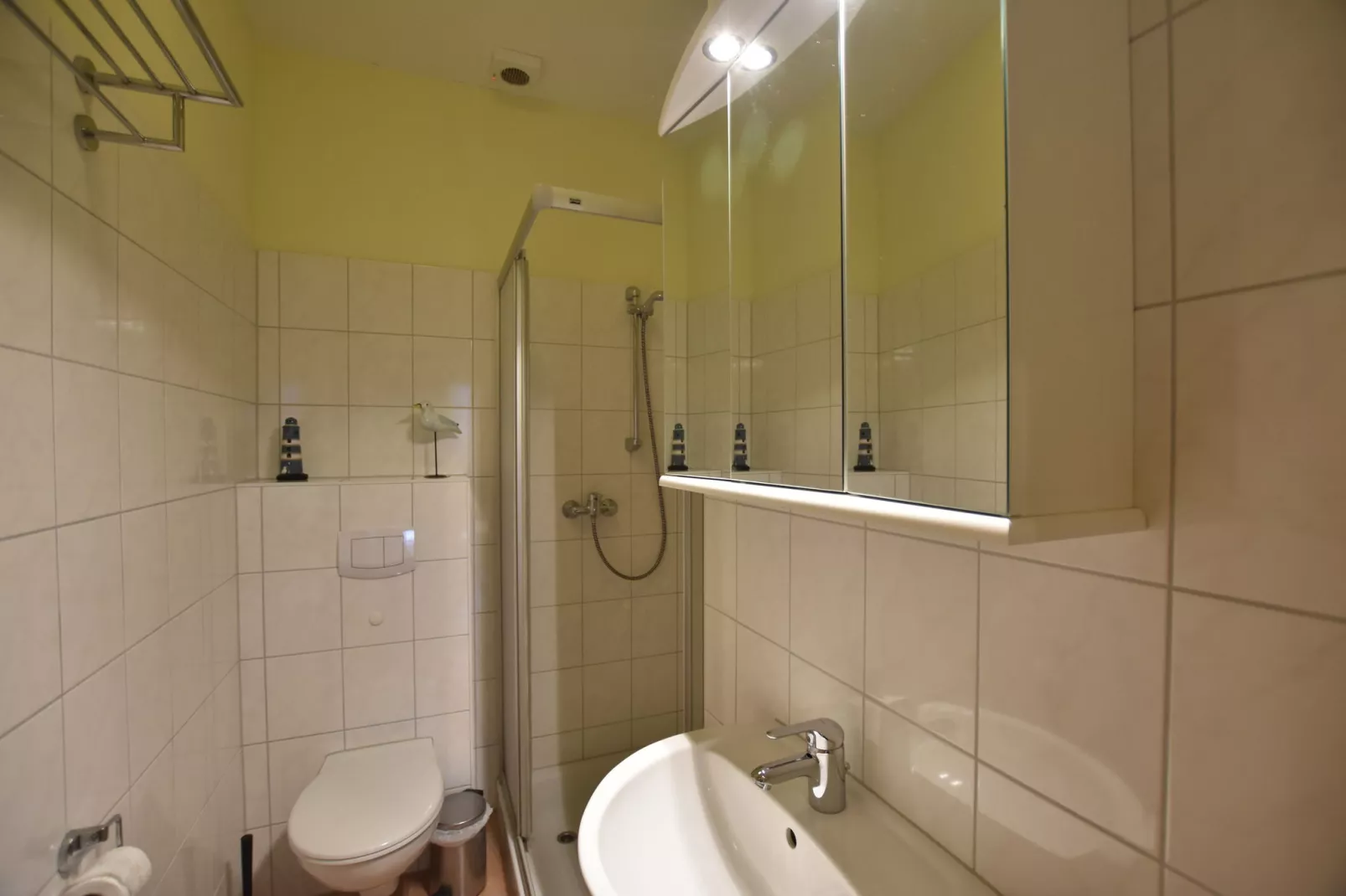 Zierow Z2A-Bathroom