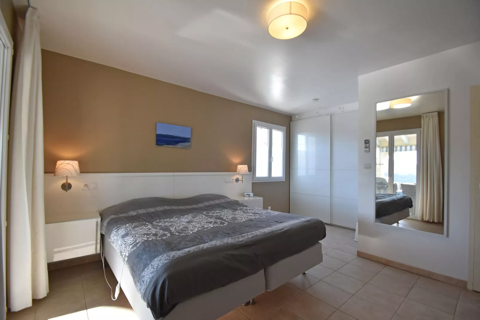 Cristal de Roche-Bedroom