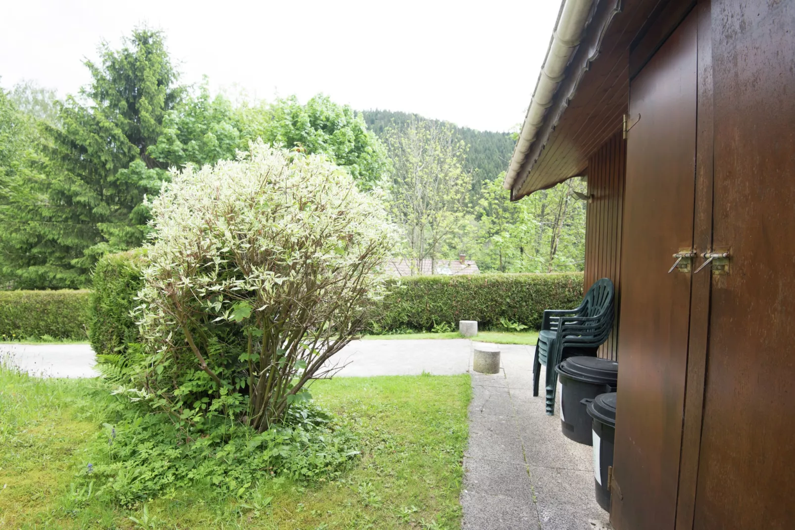 La Marmotte-Gardens summer