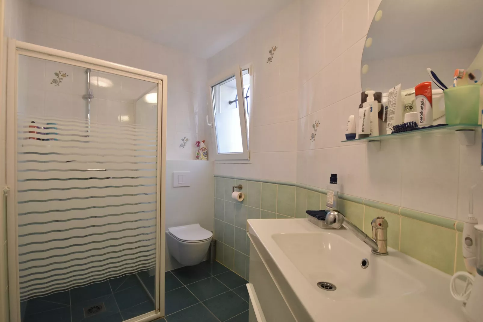 Cristal de Roche-Bathroom