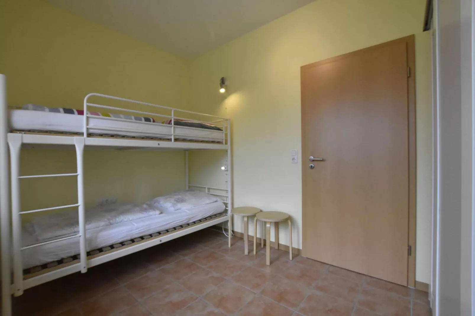 Zierow Z2B-Bedroom