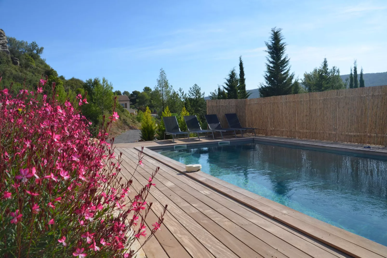 La Garrigue-Pool