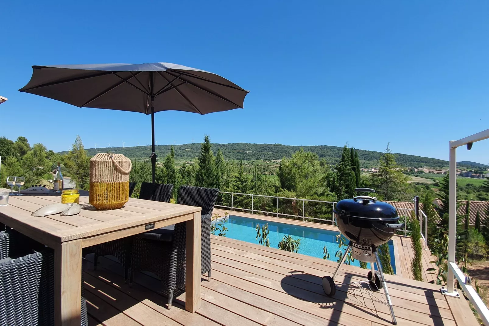 La Garrigue-Terrace balcony