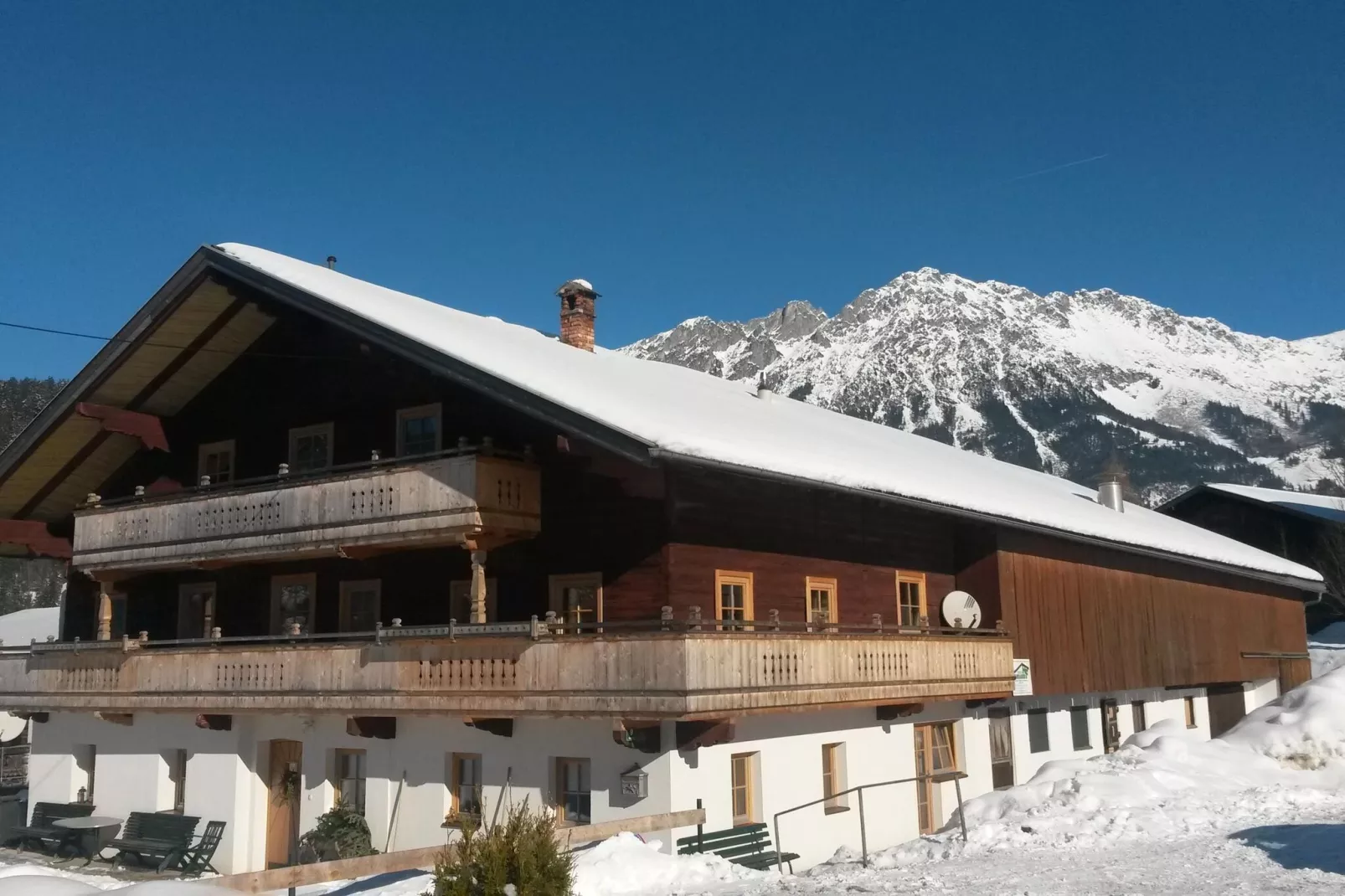 Ferienhaus am Wilden Kaiser-Exterior winter