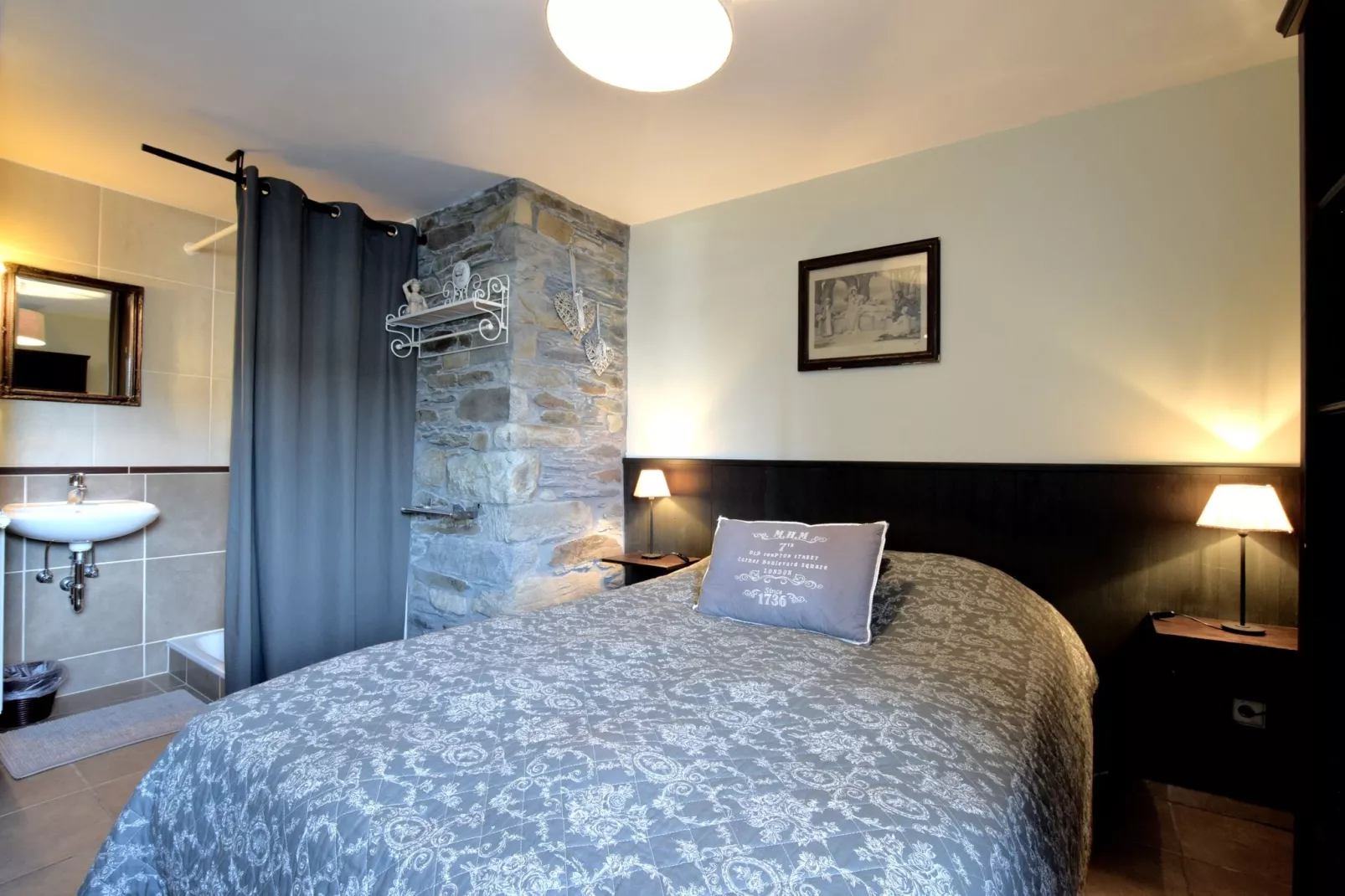 Le moulin d en bas-Bedroom