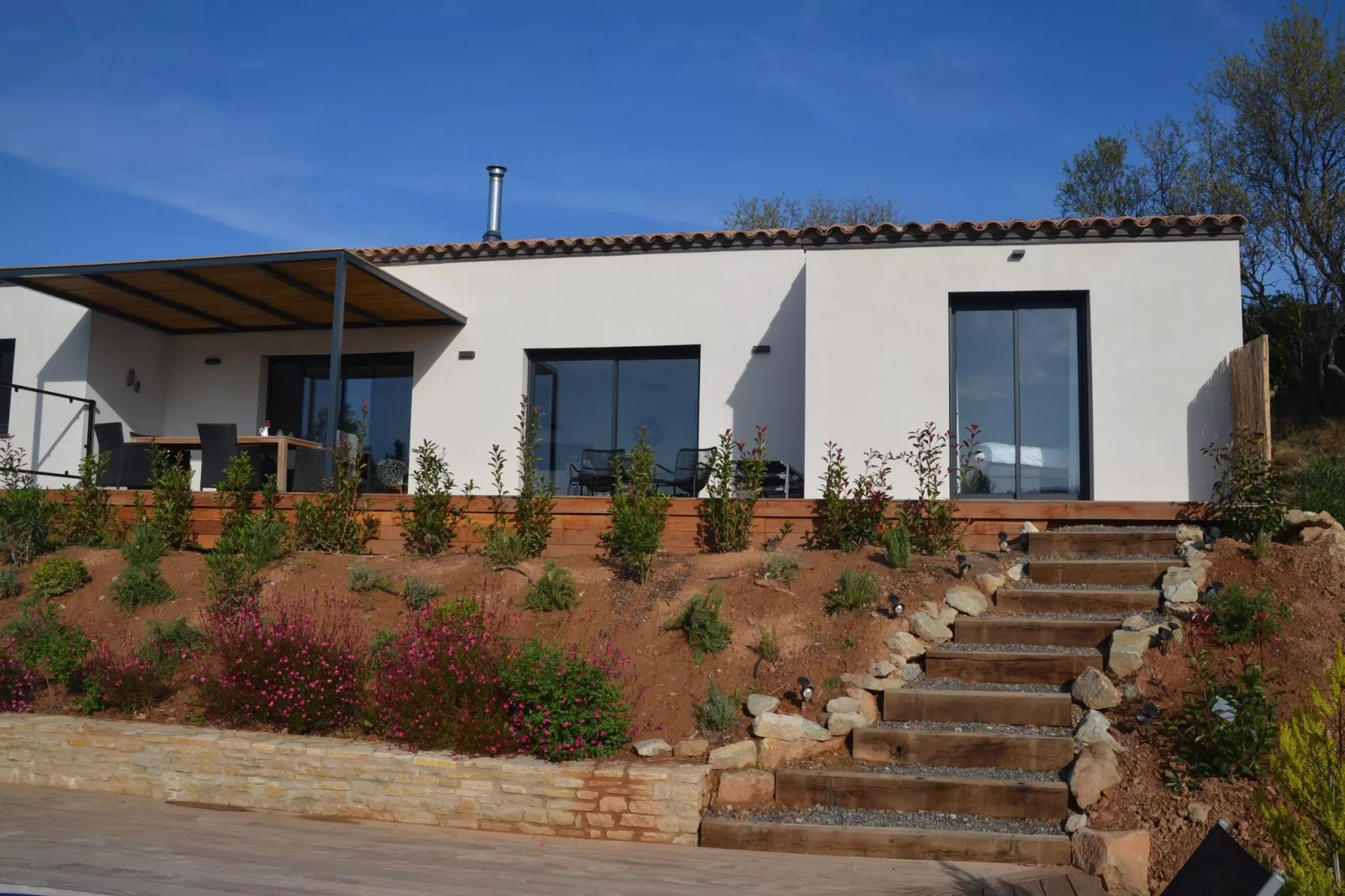 La Garrigue-Exterior summer
